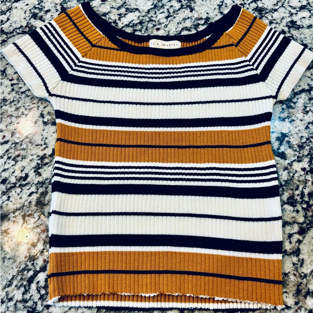 Trendy top.